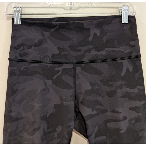 Lululemon Wunder Under Crop Hi-Rise Full On Luon 21" Camo - Picture 4 of 6